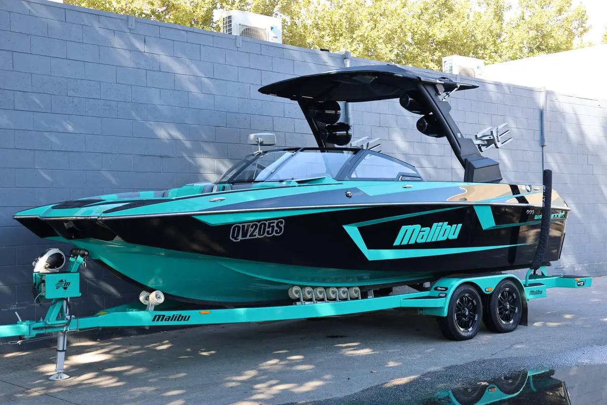 2022 Malibu Wakesetter 23Mxz 1