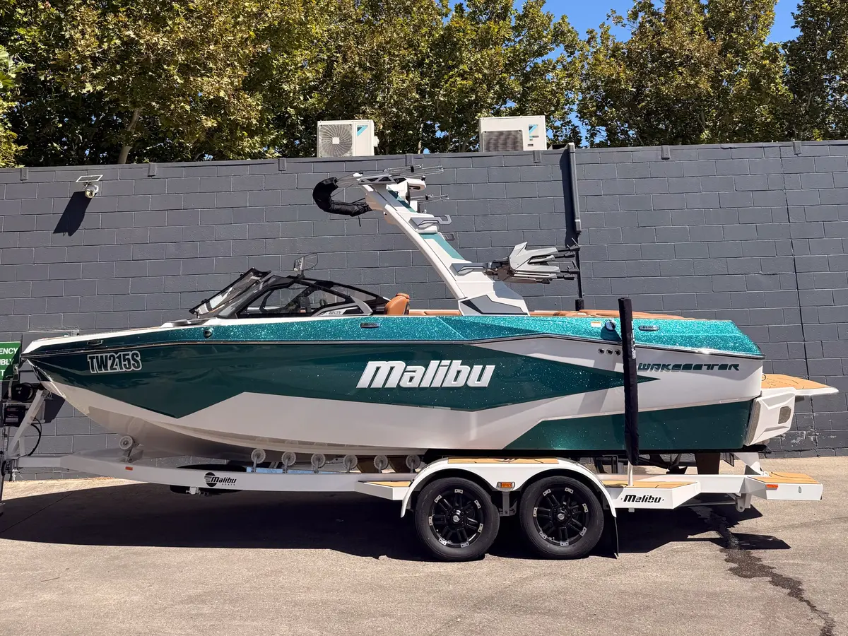 2026 Malibu Wakesetter 22Lsv 1