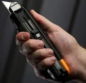 Scraper Utility Knife W/5 Blades 1