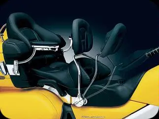 Gl1800 Kuryakyn Backrest 8990 1