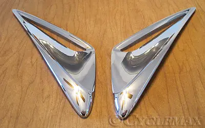 Gl1800 Windshield Garnish Vent Accent 1