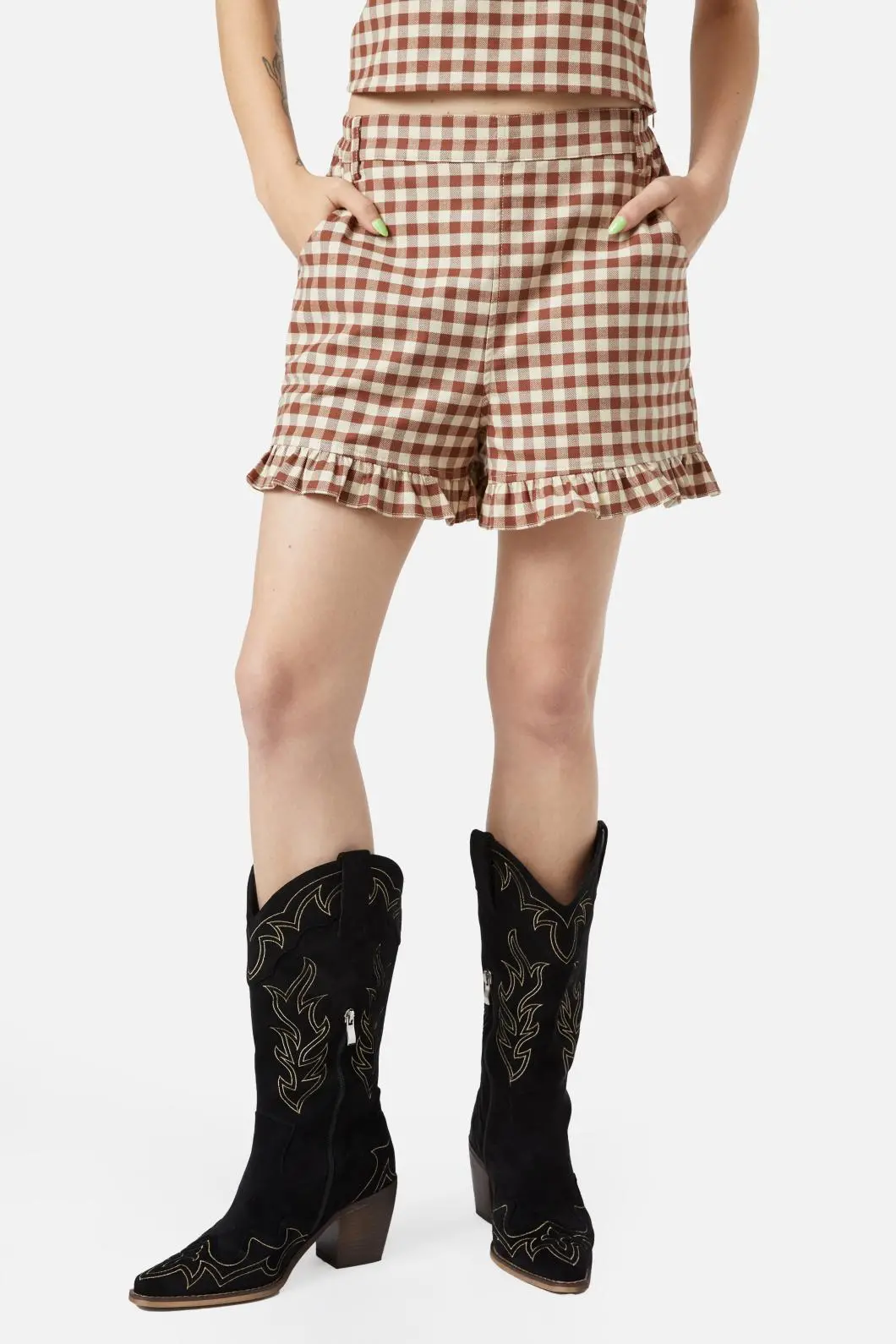 Saloon Gingham Shorts 1