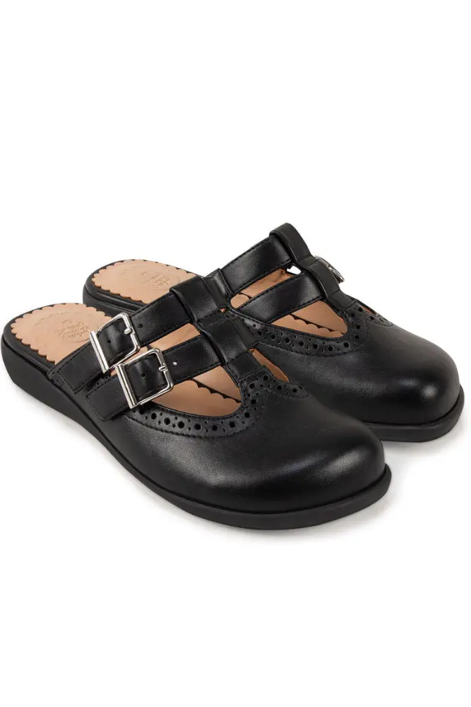 Chocolaticas® Blackout Women's Clog 1