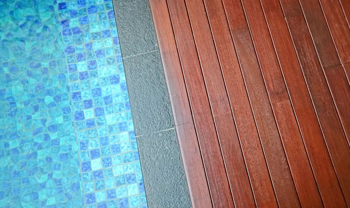 Bottega Wood Decking Bengkirai Jumbo 2,5 Panjang 1