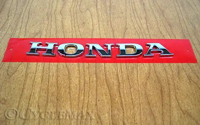 Gl1800 Windshield Panel Emblem 2