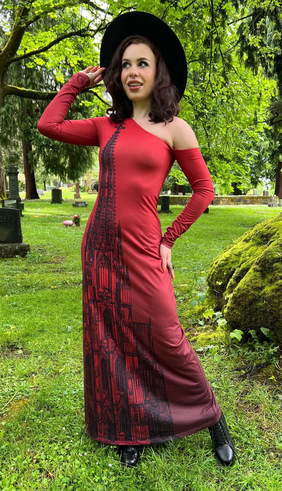Elspeth - Comfy Cathedral Maxi Dress 1