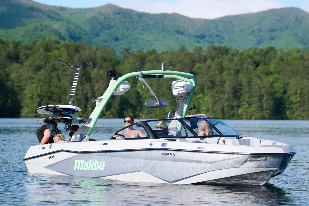 2026 Malibu Wakesetter 22Lsv 1