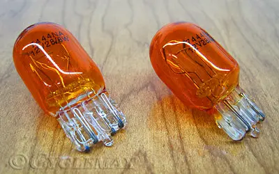 Gl1800 Replacement Amber Turn Signal Bulbs 1