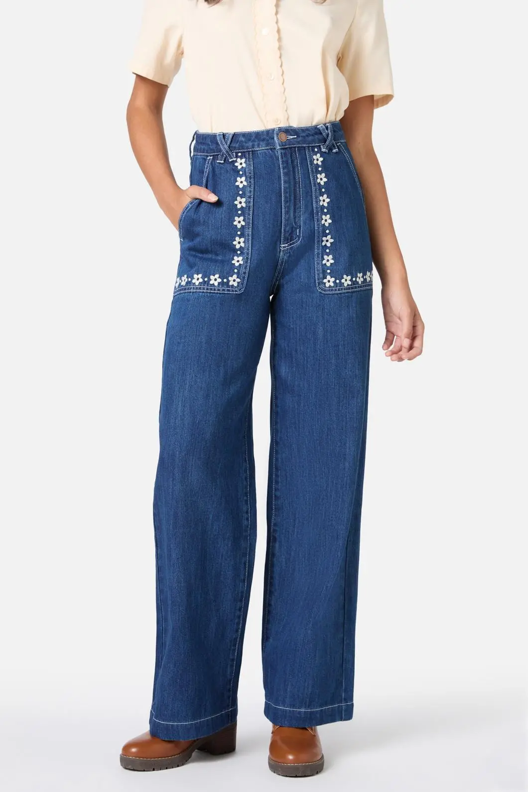 Meg Daisy Embroidered Jean 1