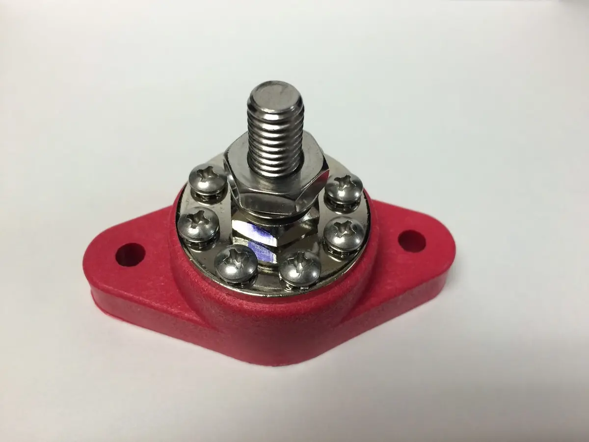 Watsons 3/8″ Black Or Red Power Post 160A Plus 8 Connections 1