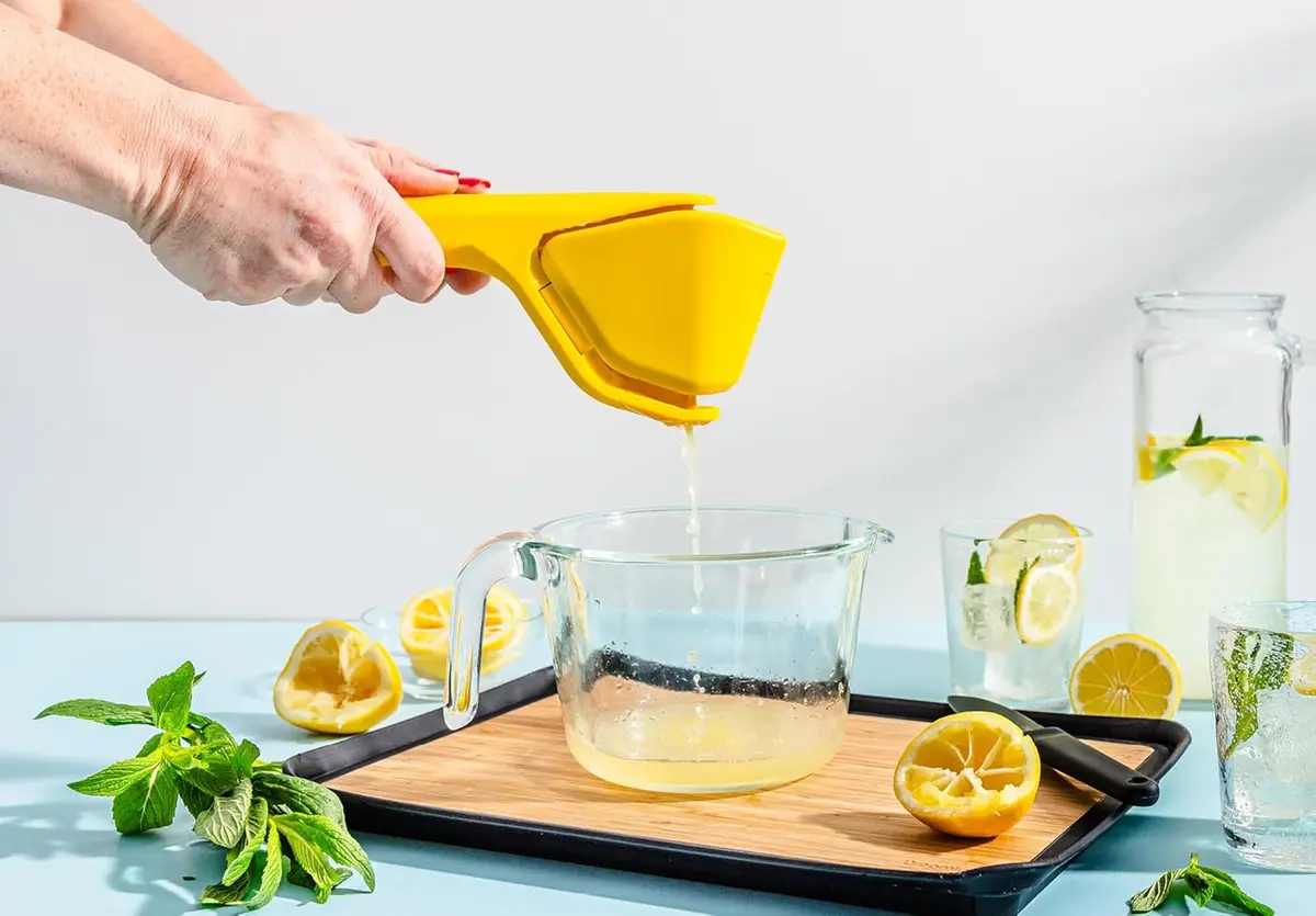 Dreamfarm Fluicer - Lemon Press 1