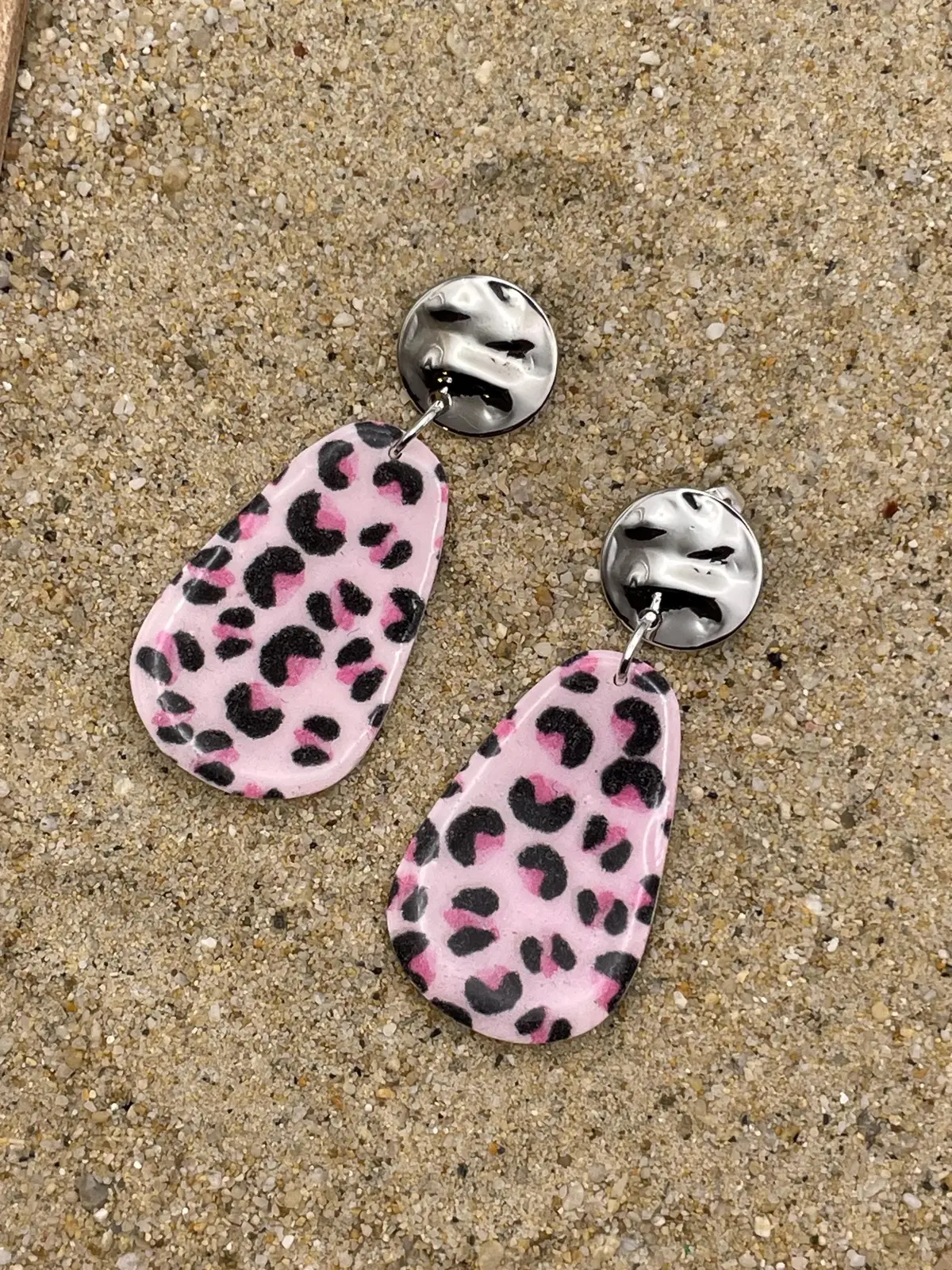 Love - Pink Leopard Printed Dangle Earrings: Handmade Polymer Clay 1