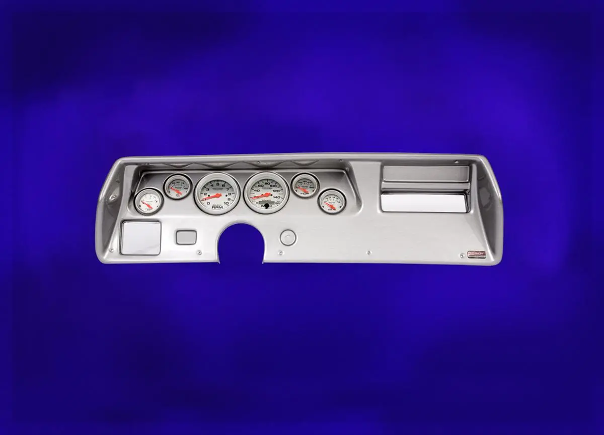 Classic Thunder Road Dash Panel With Autometer Gauges 104700312 1