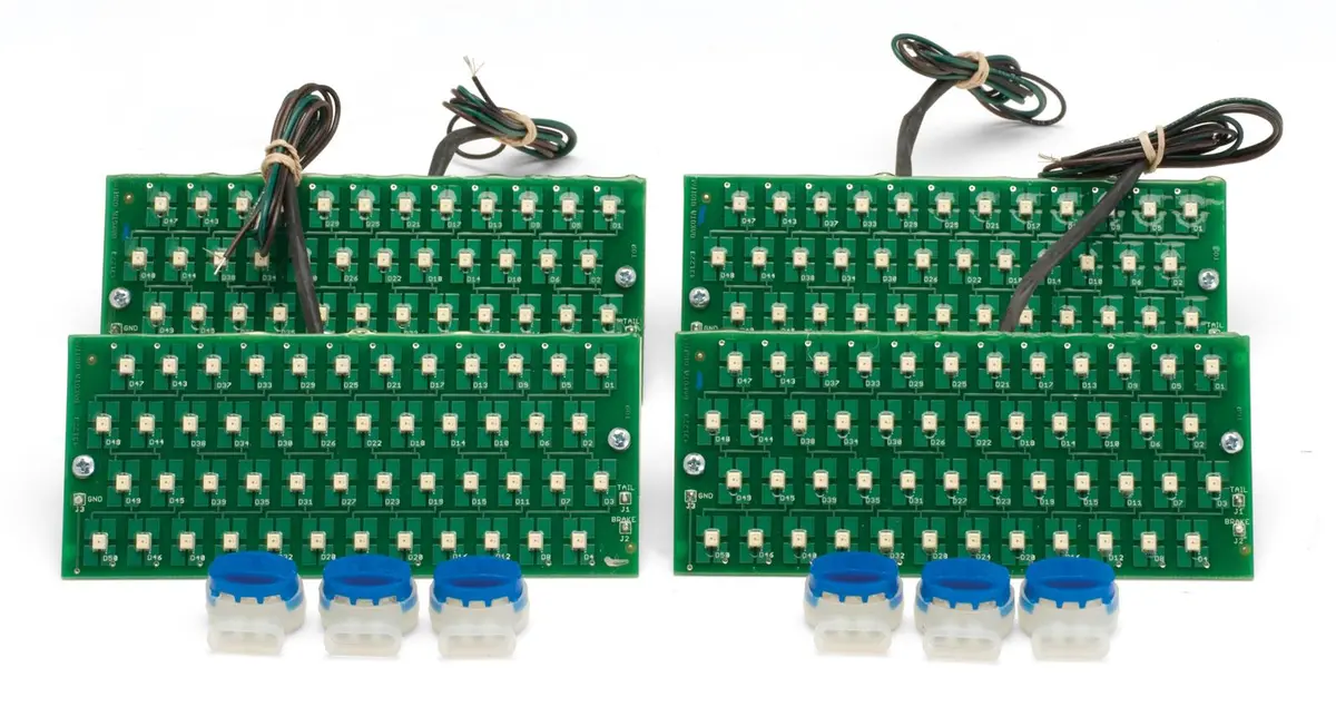 Dakota Digital Lat-Nr111 Led Taillight Replacement System 1